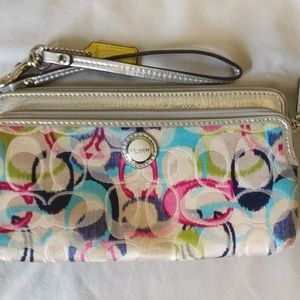 Coach Used Clutch/Wristlet